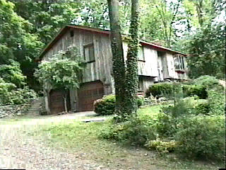 Building photograph for 140 WEEKEEPEEMEE RD